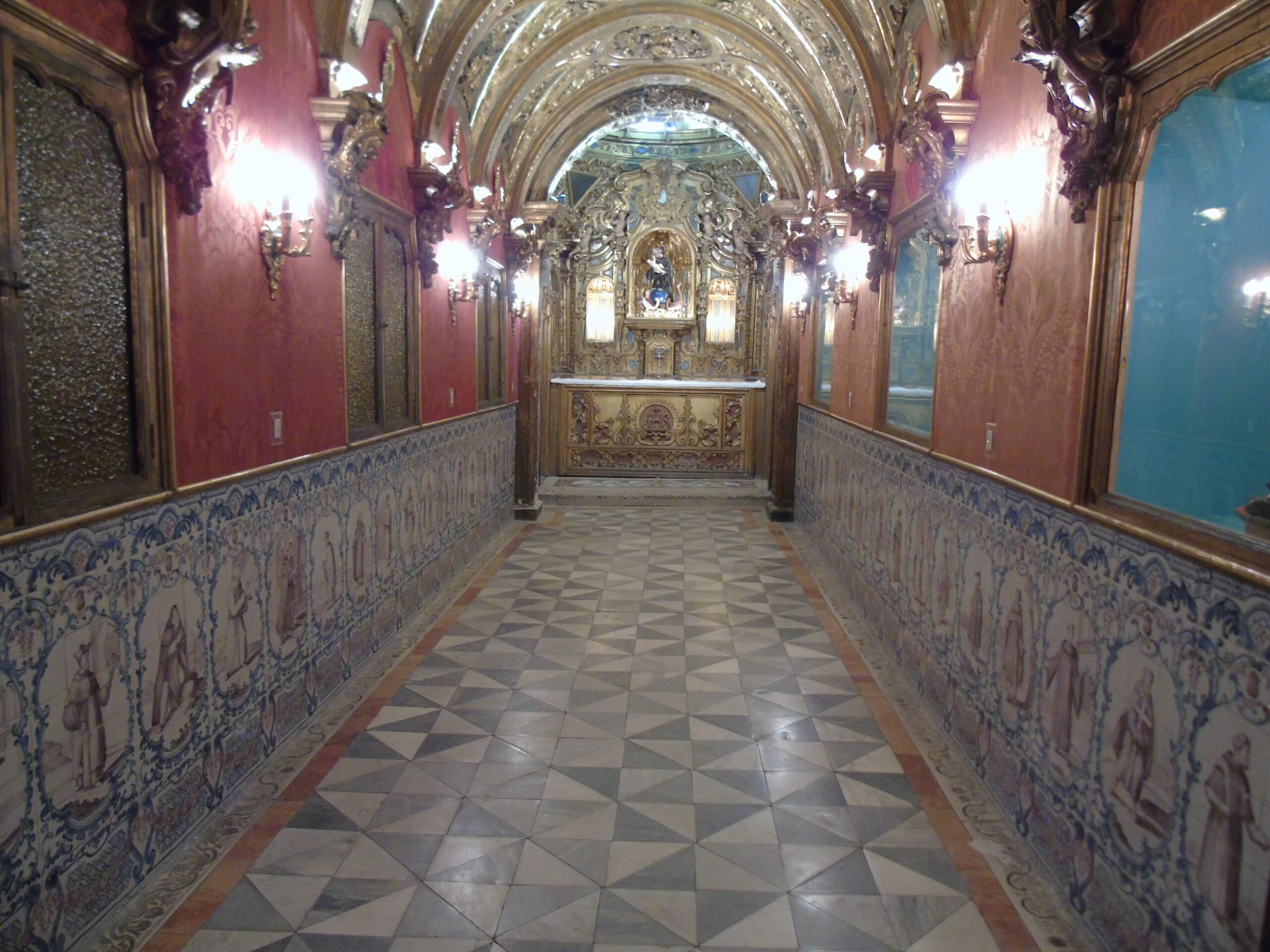 00025. Zócalo. Órdenes religiosas. Capilla doméstica. Iglesia de San Juan de Dios. Cádiz.