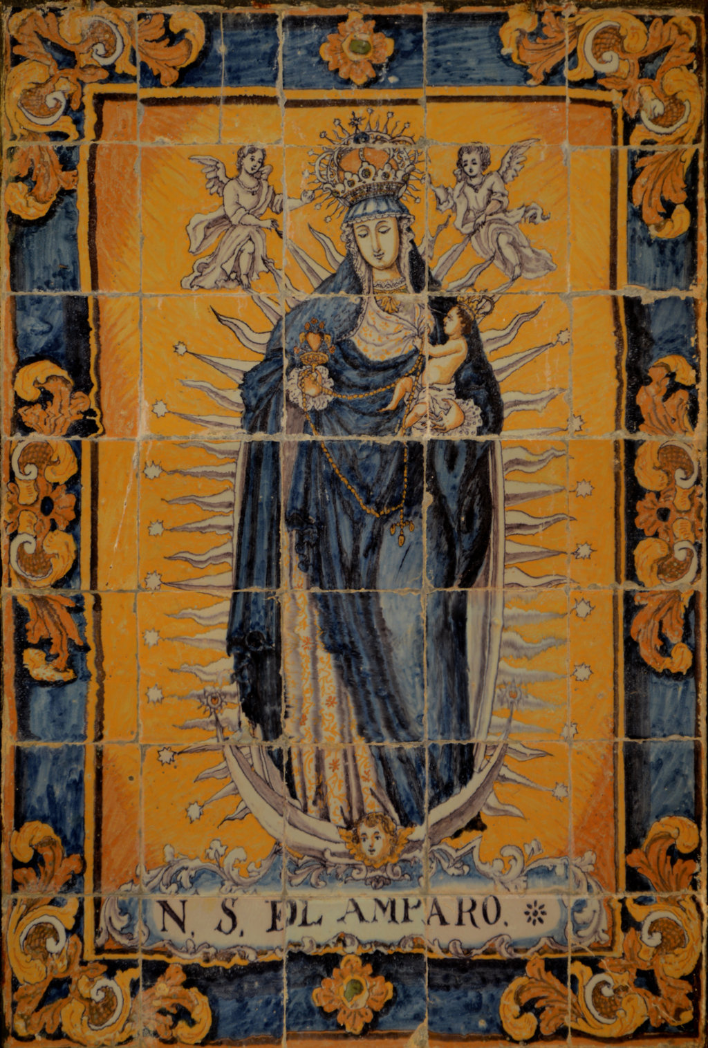 00065. Retablo cerámico. Virgen del Amparo. Alcalá de Guadaíra. Sevilla.