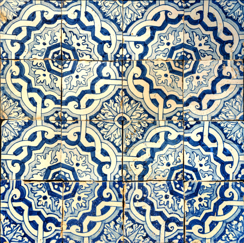 00153. Panel de azulejos para zócalo. Centro Cerámica Triana. Sevilla.