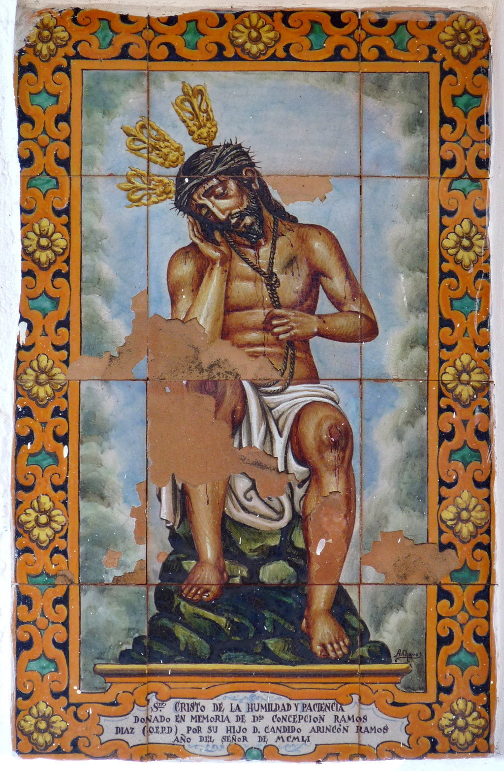 00301. Retablo cerámico. Cristo de la Humildad y Paciencia. Capilla de la Santísima Trinidad. Almonaster la Real. Huelva.