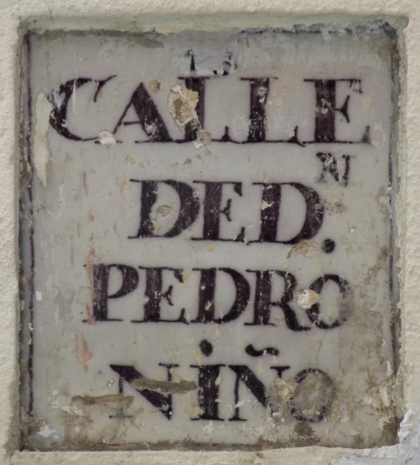 00361. Placa de Olavide. Nomenclátor. Calle Don Pedro Niño. Sevilla.