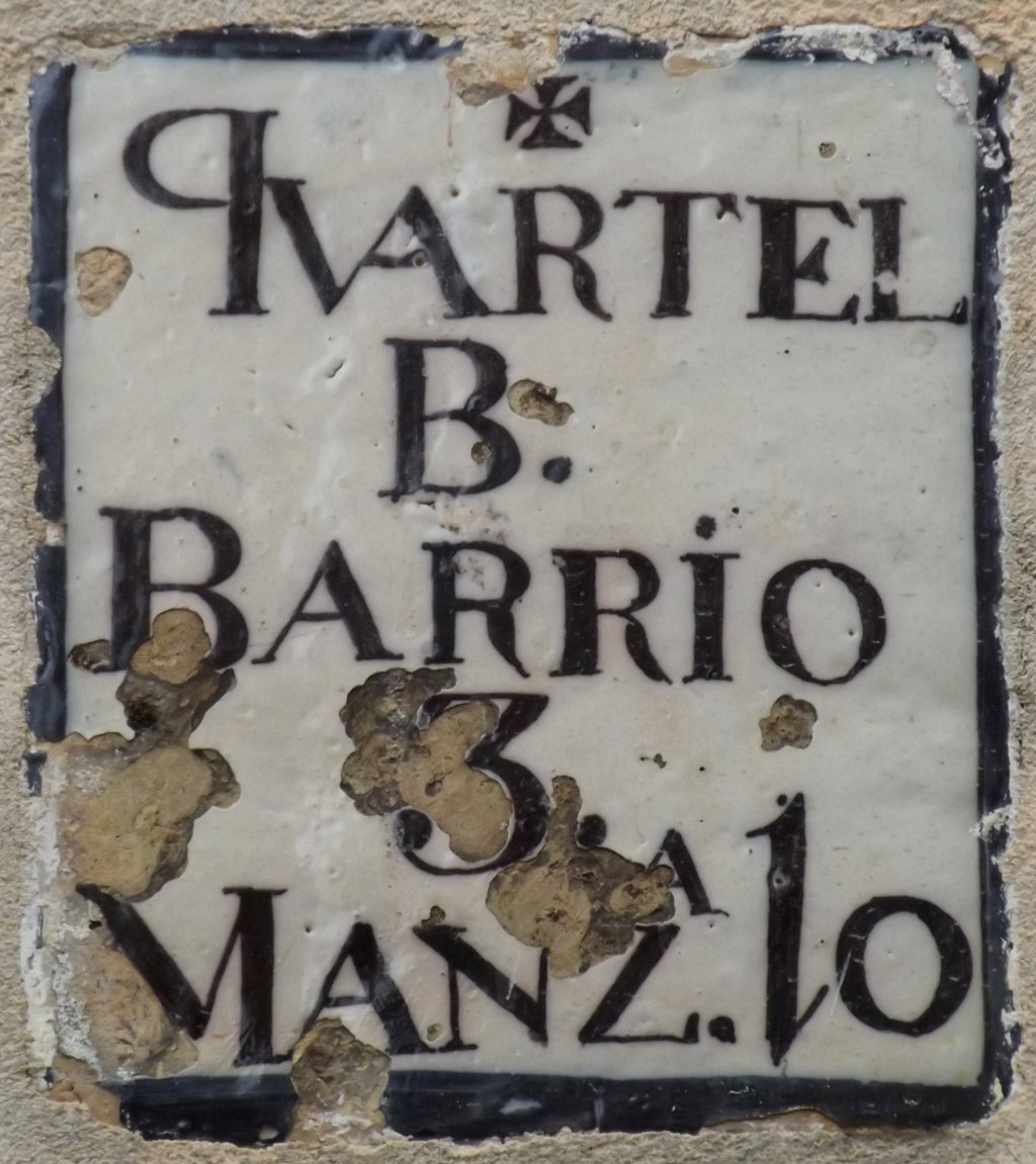 00407. Placa de Olavide. Cuartel-Barrio-Manzana. Calle Archeros, esquina con Santa María la Blanca. Sevilla.