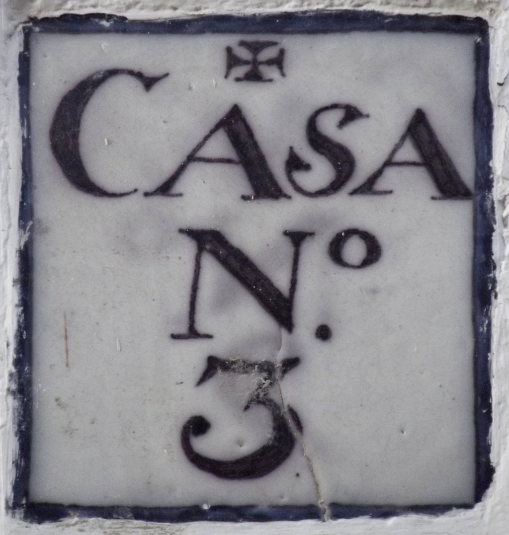 00610. Placa de Olavide. Número de casa. Fachada del Convento de las Teresas. Calle Santa Teresa. Sevilla.