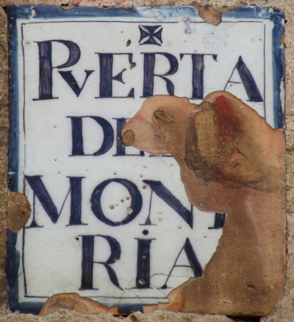 00720. Placa de Olavide. Enclave. Puerta de la Montería. Real Alcázar. Sevilla.
