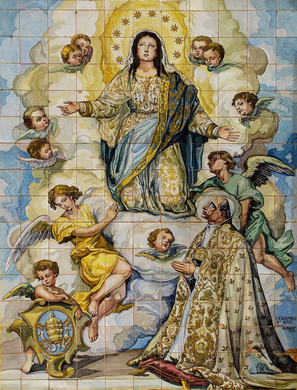 01053. Retablo cerámico. Virgen de la Asunción. Cantillana. Sevilla.