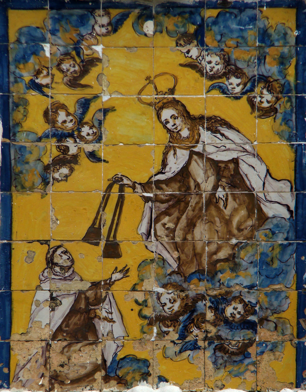 01196. Retablo cerámico. Virgen del Carmen entregando el escapulario a San Simón Stock. Utrera. Sevilla.