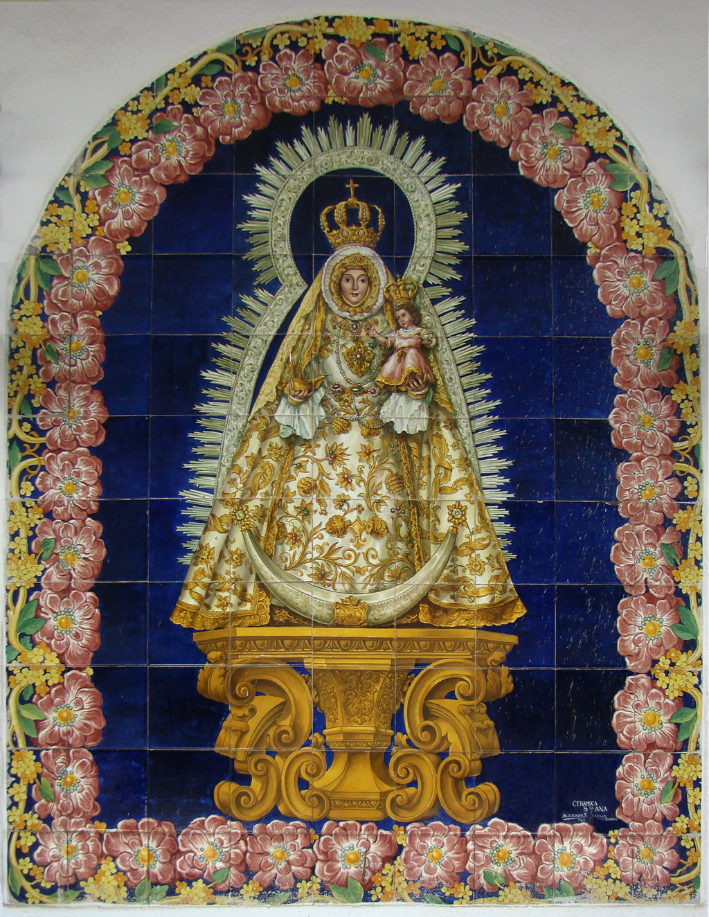 01226. Retablo cerámico. Virgen de Consolación. Utrera. Sevilla.