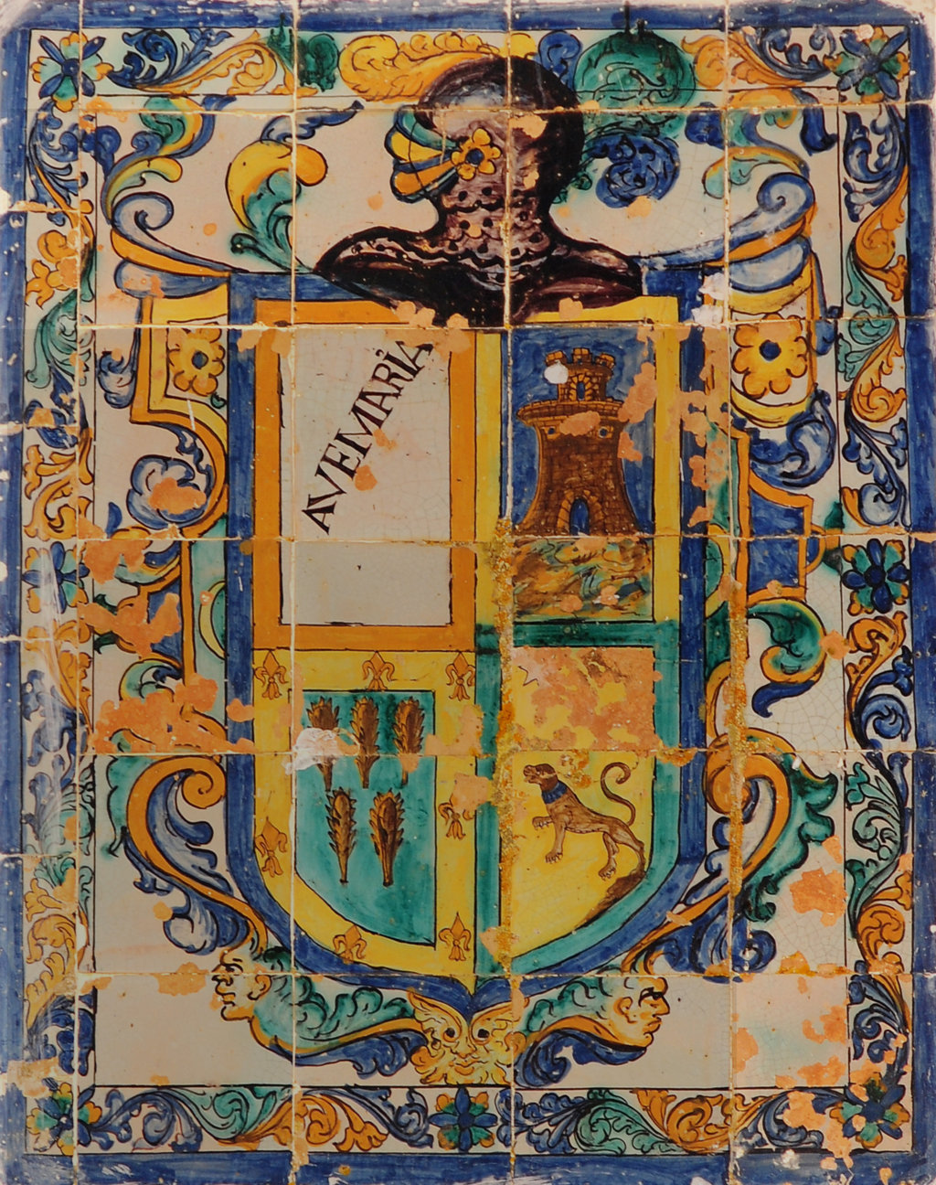 01304. Panel heráldico con las armas de los Lasso de la Vega, Cansino, Barba y Porres. Hacienda de Palma Gallarda. Carmona. Sevilla.