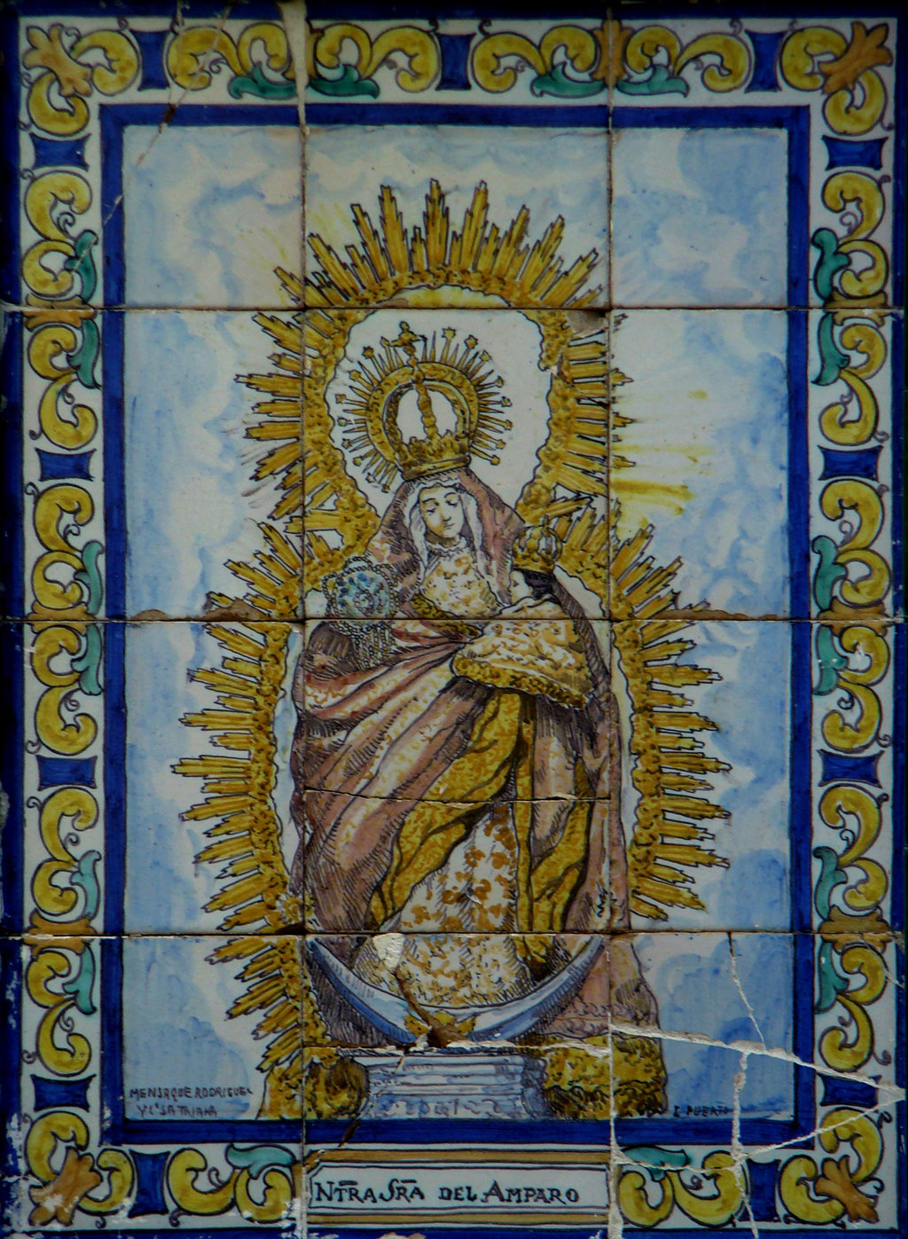 01644. Retablo cerámico. Virgen del Amparo. Chipiona. Cádiz