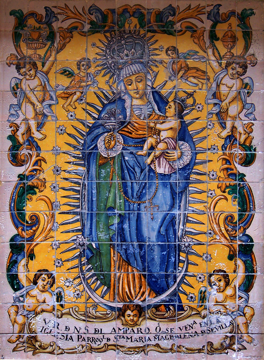 01848. Retablo cerámico. Virgen del Amparo. Iglesia de la Magdalena. Sevilla.