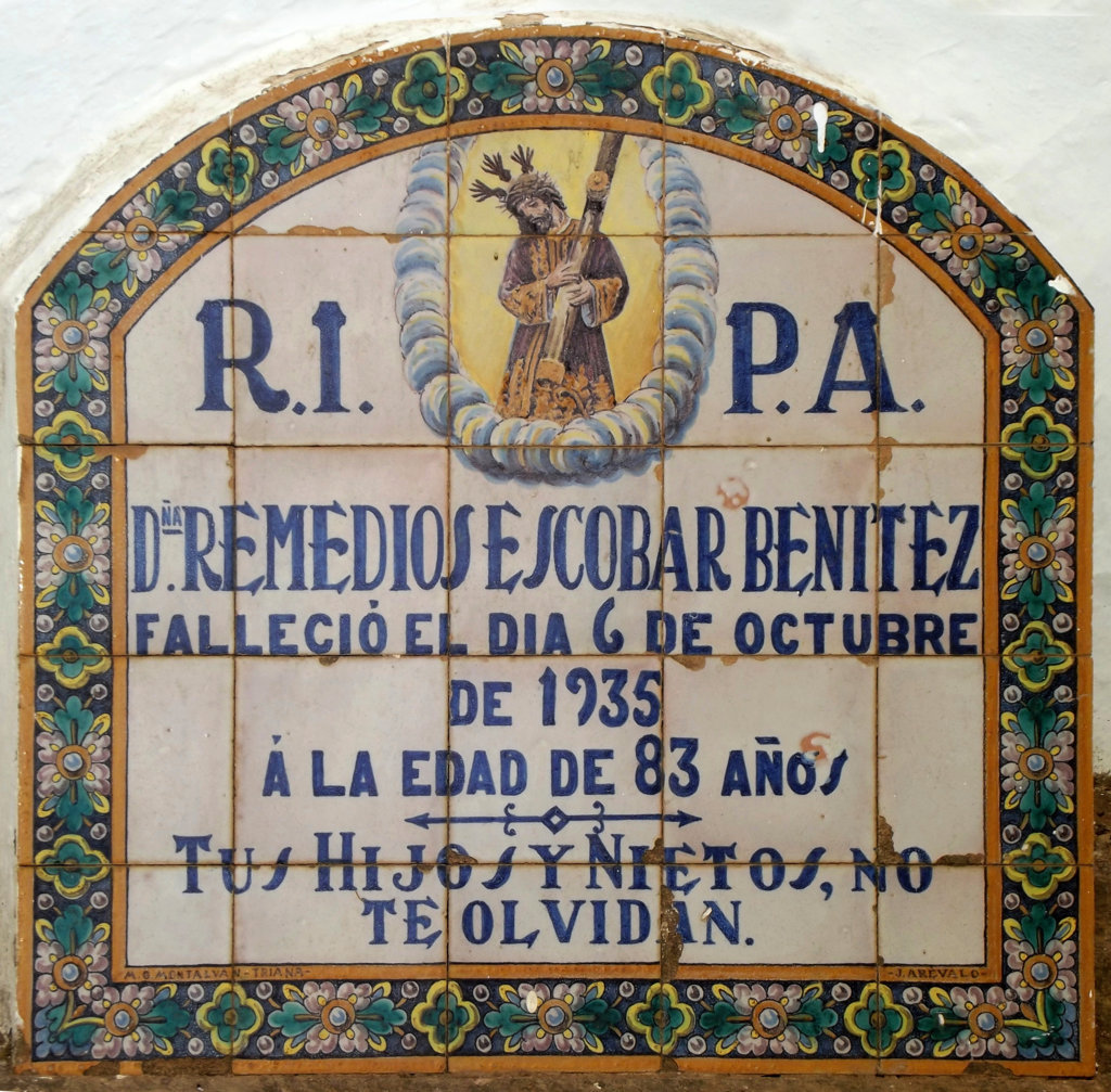 01852. Lápida funeraria. Cementerio. Umbrete. Sevilla.