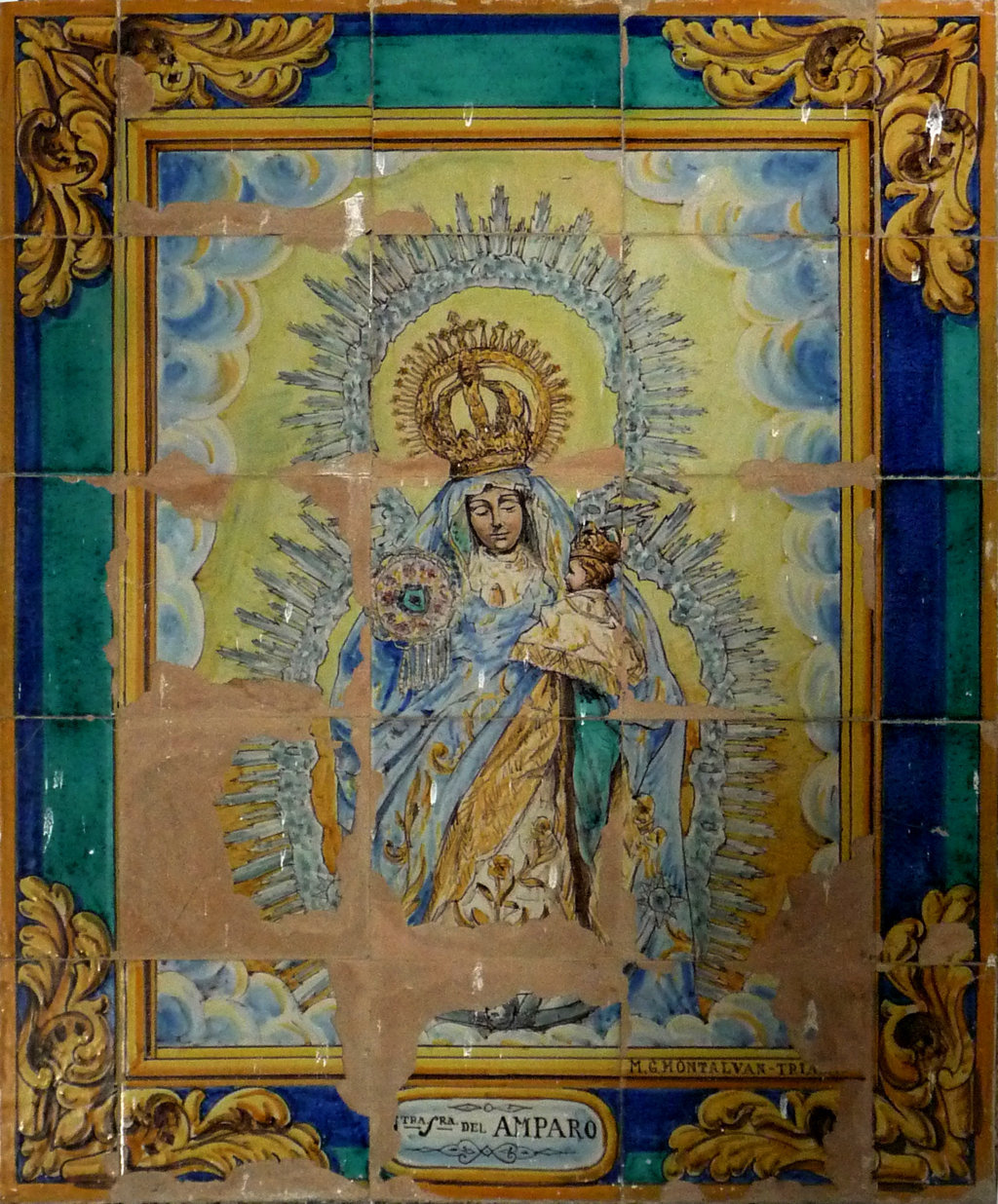 01979. Retablo cerámico. Virgen del Amparo. Almensilla. Sevilla.
