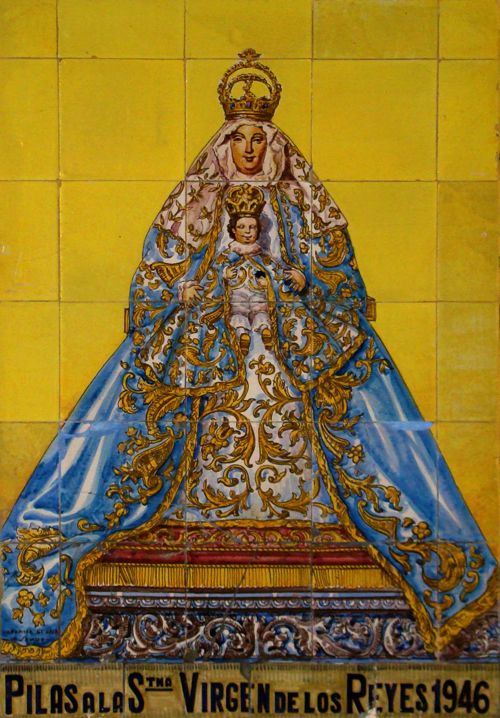02531. Retablo cerámico. Virgen de los Reyes. Iglesia de Santa María la Mayor. Pilas. Sevilla.