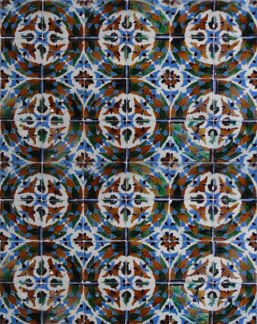 02718. Zócalo. Paño de azulejos de arista. Modelo 050. Casa de Pilatos. Sevilla.