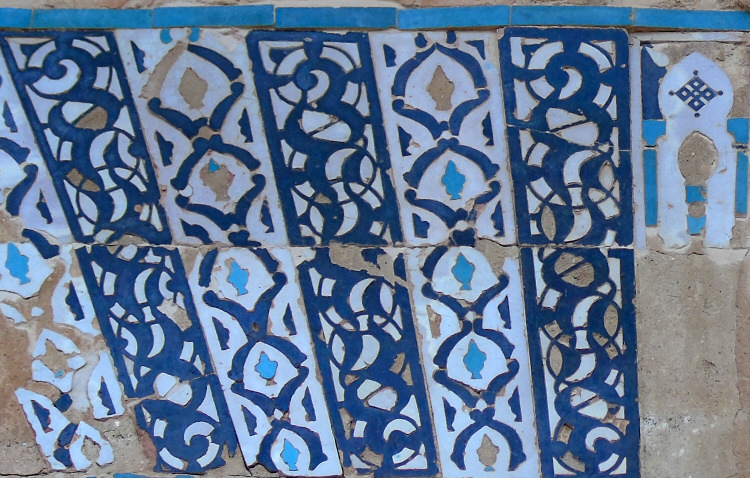 D00183. Panel decorativo realizado con la técnica de la incrustación. Palacio del Generalife. Granada