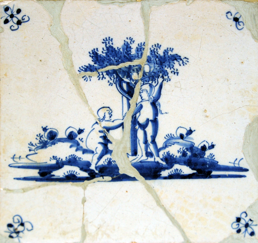 02802. Azulejo de tema bíblico. El pecado original. El Puerto de Santa María. Cádiz.