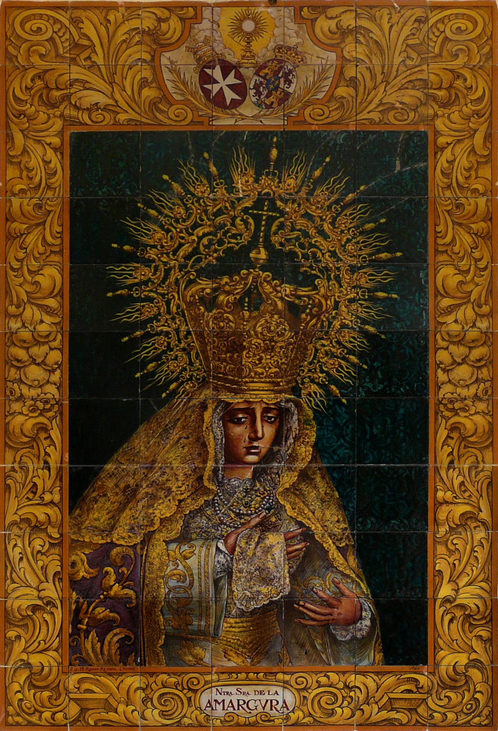 02804. Retablo cerámico. Virgen de la Amargura. Sevilla.