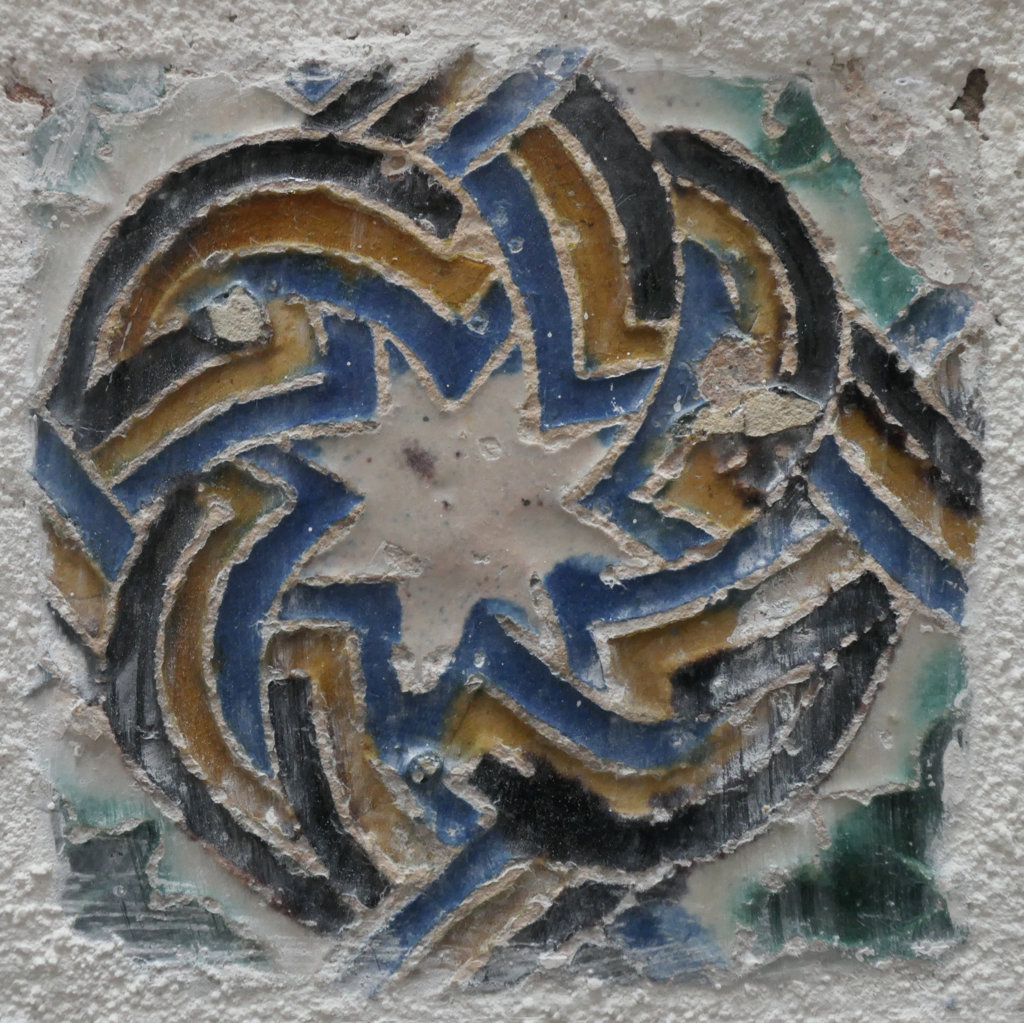 02921. Pareja de azulejos de arista. Sevilla.