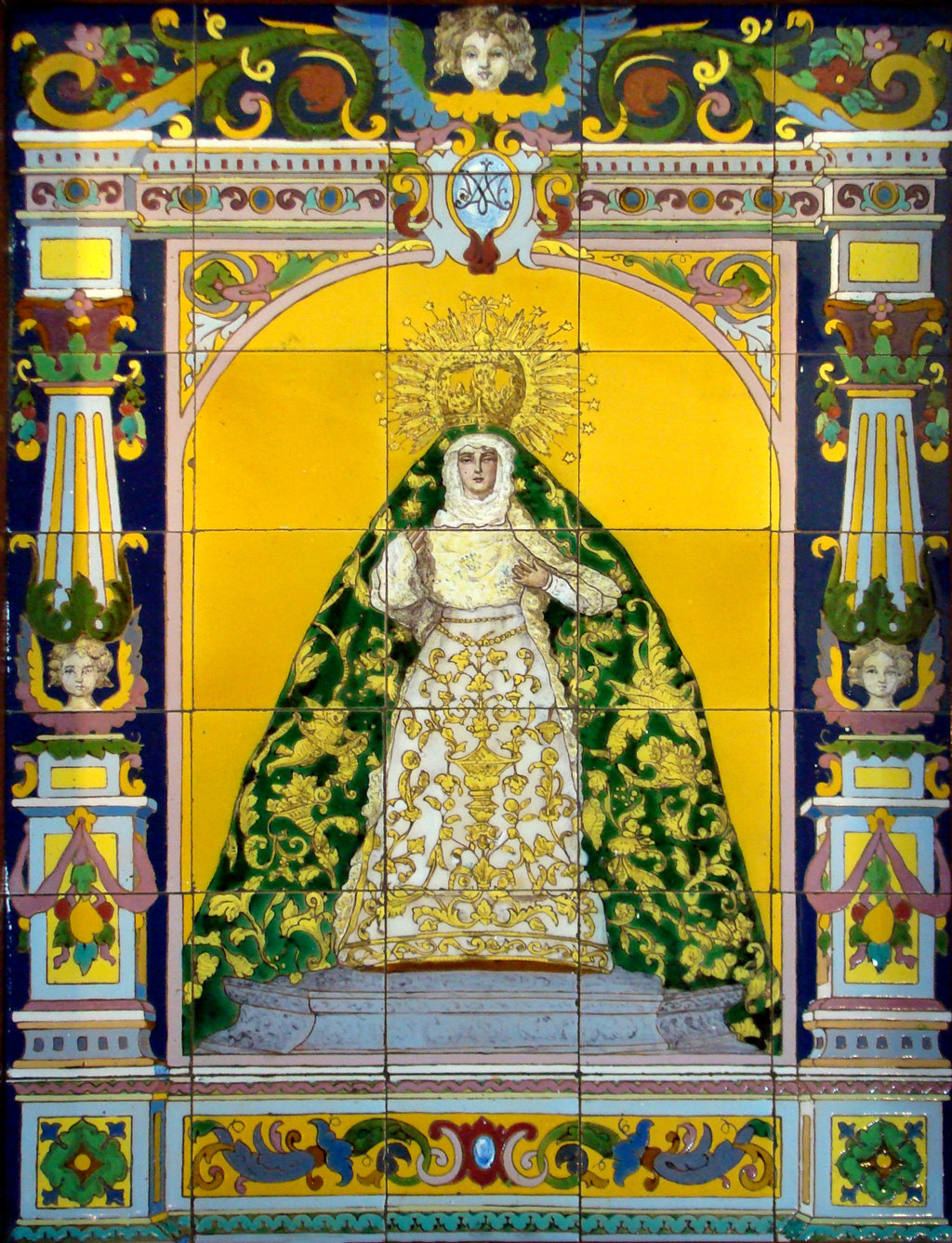 02995. Retablo cerámico. Virgen de la Esperanza Macarena. Sevilla.