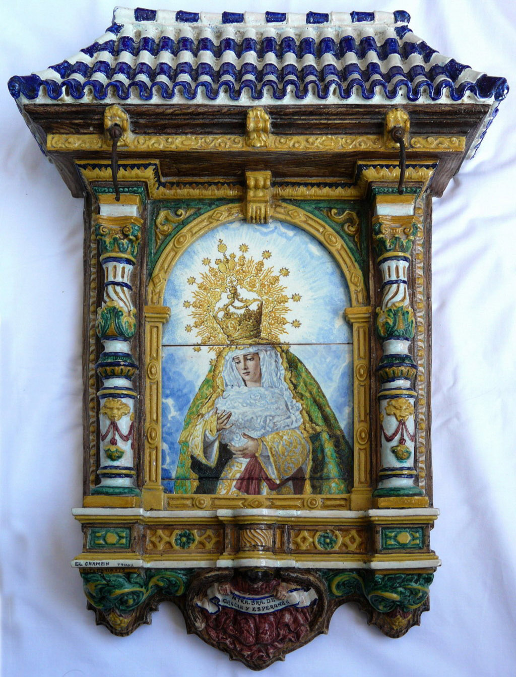 03018. Retablo cerámico. Virgen de Gracia y Esperanza. Sevilla.