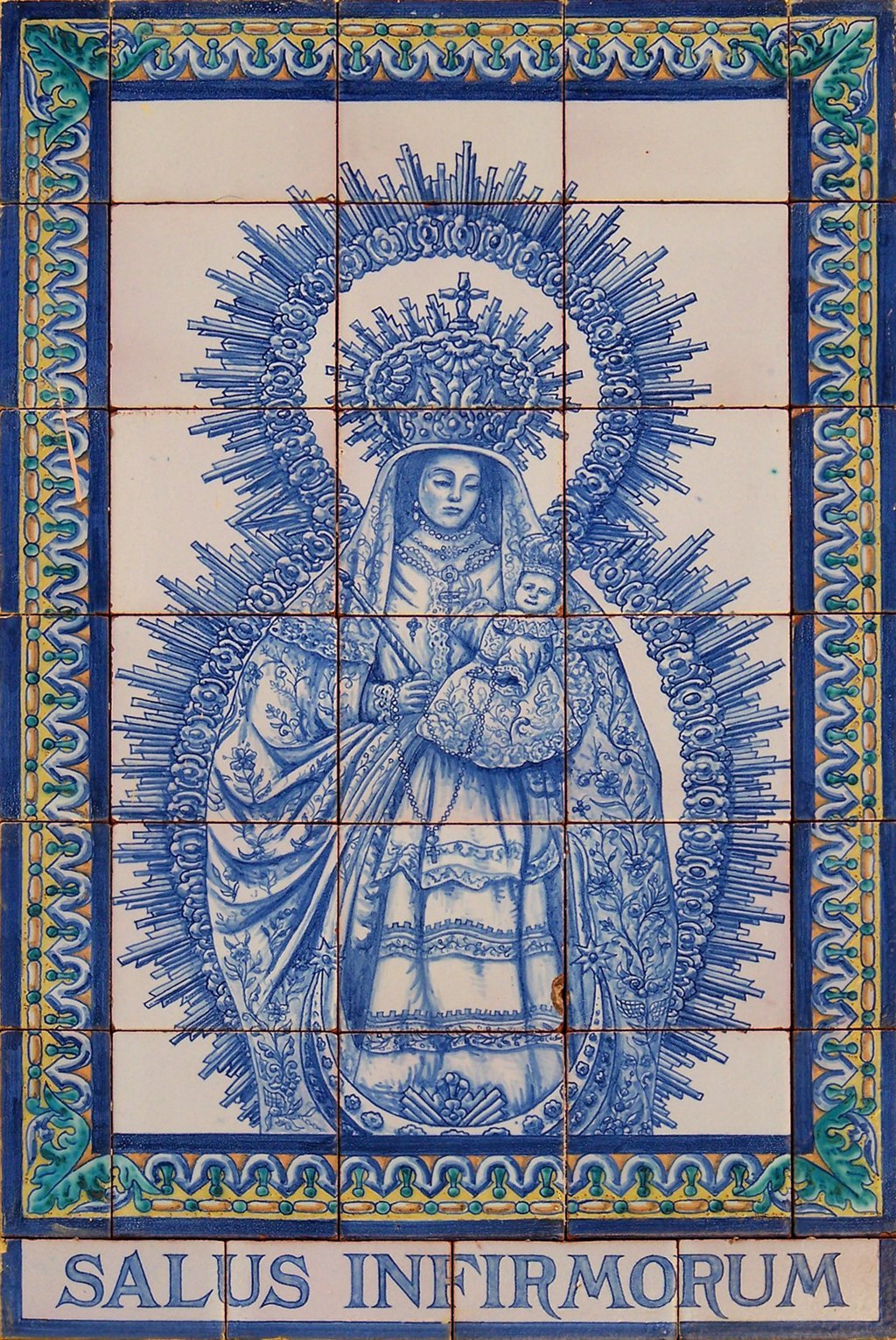 03131. Retablo cerámico. Virgen de la Salud. Iglesia de San Isidoro. Sevilla.