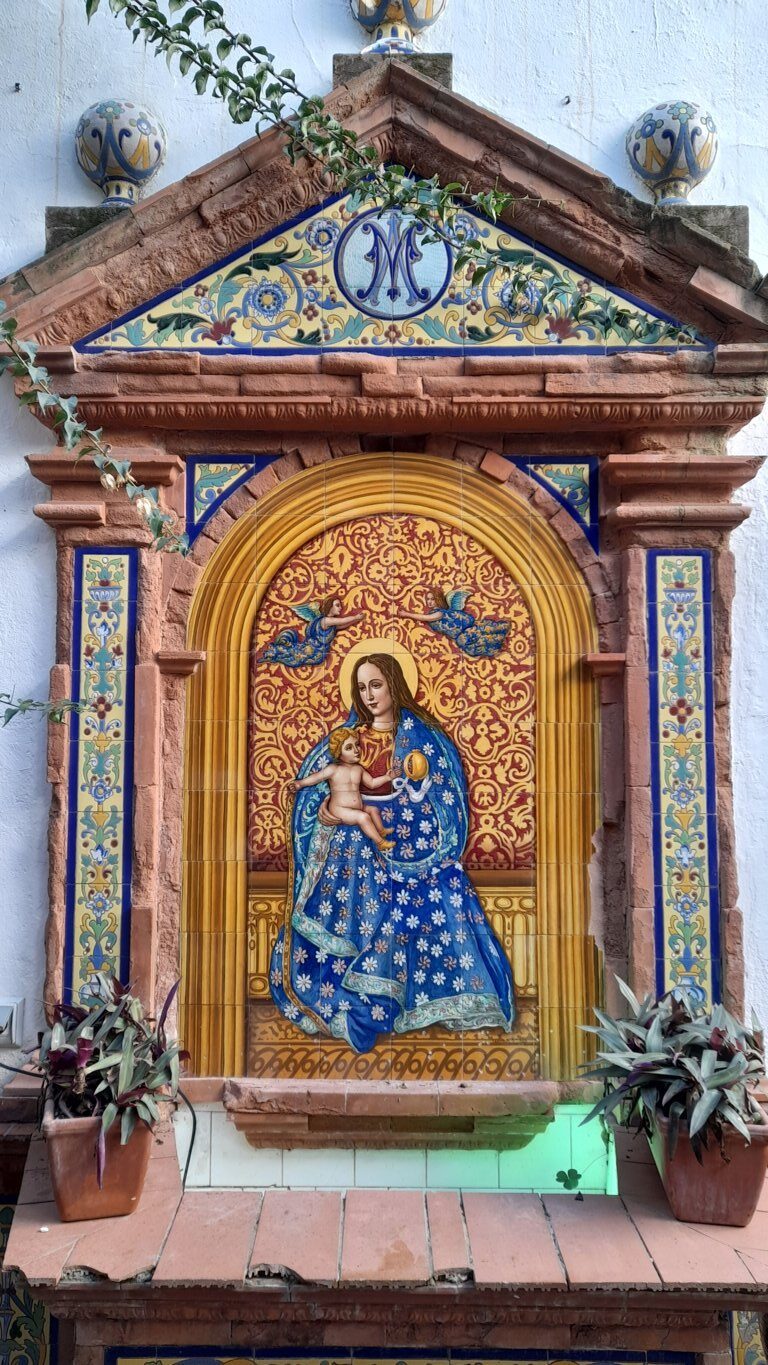 03264. Retablo Cerámico. Virgen de la Cinta. Huelva.