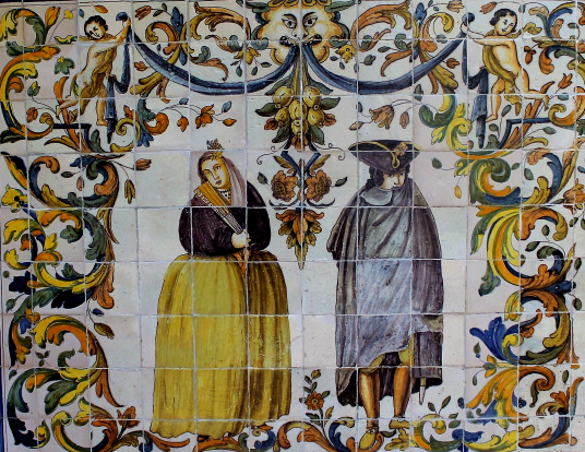 D00269. Zócalo y fuente del Patio del Palacio del Obispo de Málaga.