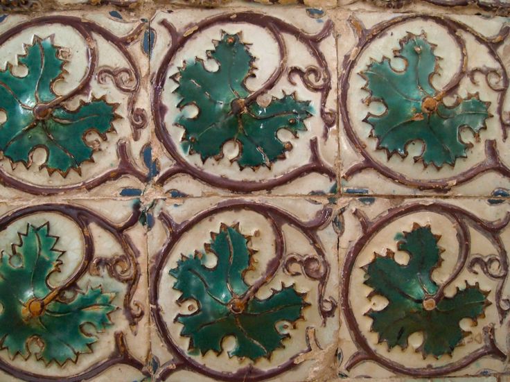 D00311. Sevilla y los azulejos de relieve del Palacio nacional de Sintra