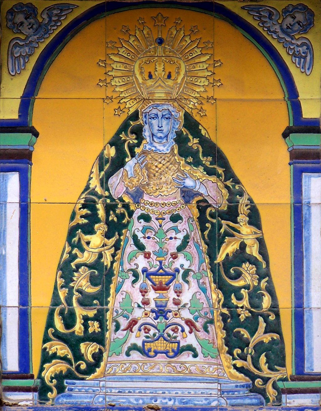 04790. Retablo cerámico. Virgen de la Esperanza Macarena. Sevilla.