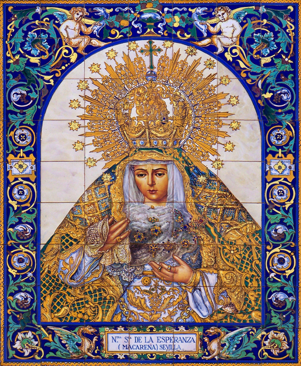 04809. Retablo cerámico. Virgen de la Esperanza Macarena. Sevilla.